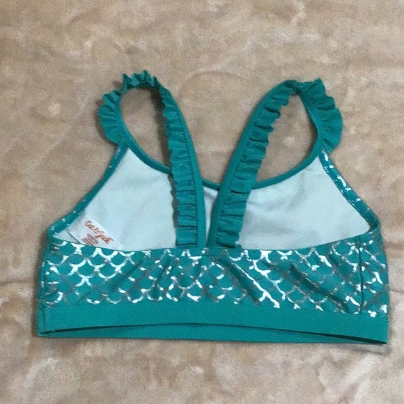 Bikini and cover-up skirt. - Picture 6 of 7